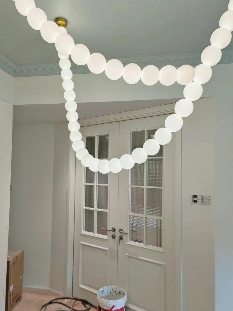 Modern Creative Pearl Necklace Chandelier - 12 Pearls/L78.7"With Metal DividerWarm Lighteverlamps