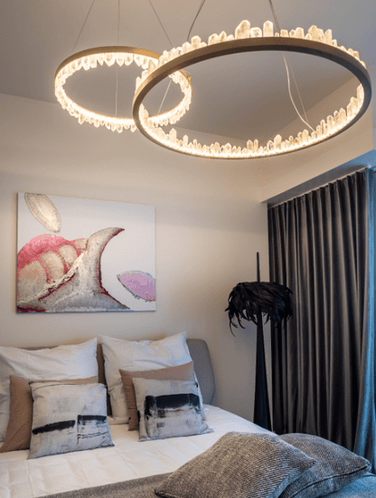Modern Style Rings Brass & Natural Quartz Crystal Chandelier in Brass/Black Finish - 1 Tier / D23.6" * H4"BrassWarm Lighteverlamps